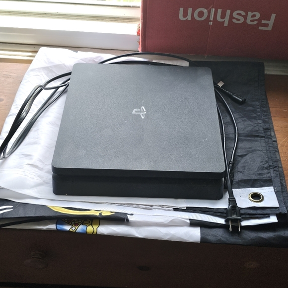 PS4